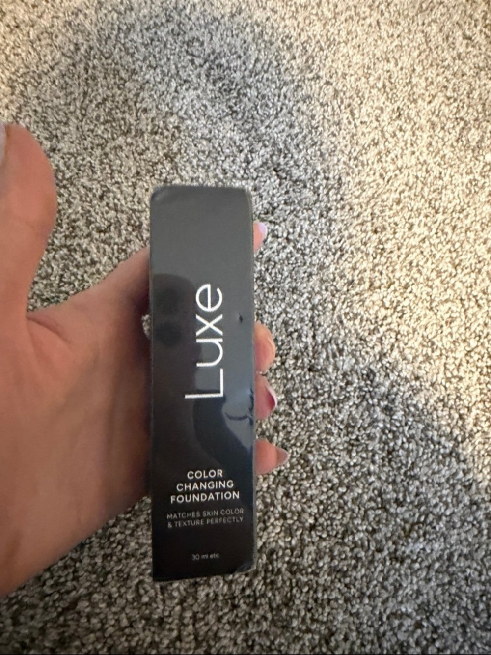 Luxe Color-Changing Foundation in Medium